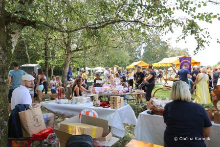 Praznični, 15. Čarobni dan z dobrodelno humanitarno noto (29)